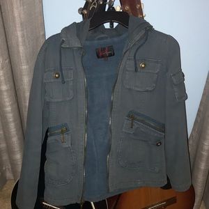 Blue jacket(same kind from first twilight movie)